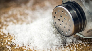 Επιστήμονες: Το πολύ αλάτι εξασθενεί την άμυνα του ανοσοποιητικού