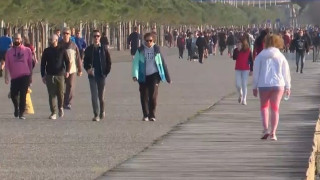 Η γεμάτη παραλία της Θεσσαλονίκης που εξόργισε τον Ζέρβα