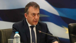 Βρούτσης : Από 15 Απριλίου στους λογαριασμούς το επίδομα των 800 ευρώ