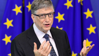 Μπιλ Γκέιτς για κορωνοϊό: Δεν αρκεί το εμβόλιο - Τι άλλο πρέπει να γίνει από τώρα