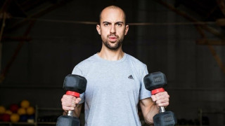 «Με παπούτσια η γυμναστική στο σπίτι, να μην πειραματίζεται ο κόσμος»