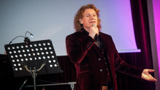 ﻿Κορωνοϊός – Πέτρος Γαϊτάνος: «Έψαλλα από το τηλέφωνο σε γιατρό»