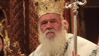 Ιερώνυμος: Να διεξάγονται κεκλεισμένων των θυρών οι ακολουθίες