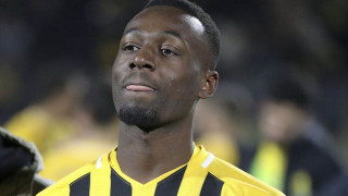 Η Ναντ τον αφήνει,  ο Αρης θέλει τον Αμπού Μπα;