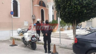 Κορωνοϊός: Κοσμοσυρροή και πάλι σε εκκλησία