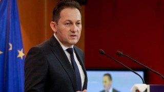 Πέτσας: «Κρίσιμο να μην υπάρξει εφησυχασμός μέχρι τις 27 Απριλίου»