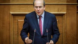 Χατζηδάκης: «Η επιστροφή στην κανονικότητα δεν μπορεί να γίνει απερίσκεπτα»