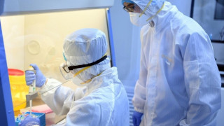 Δημοσκόπος: «Ένας στους τέσσερις Έλληνες δεν έχει λεφτά»