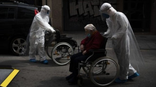 «Σε καραντίνα μέχρι το τέλος του 2020 καιρό οι ηλικιωμένοι»