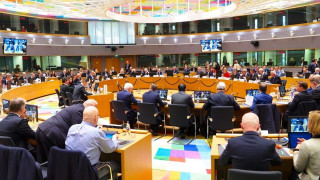 Ούτε για όσο διαρκεί η υγειονομική κρίση δεν φτάνουν τα 500 δις ευρώ