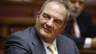 Κώστας Καραμανλής: Αγνώριστος, αξύριστος και αδυνατισμένος σε οικογενειακή φωτογραφία