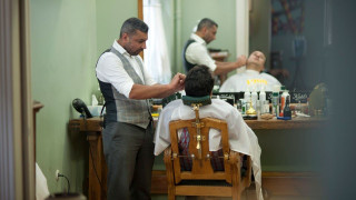 Κομμωτήρια - Κορωνοϊός: Εχουν σπάσει τα τηλέφωνα για ραντεβού!