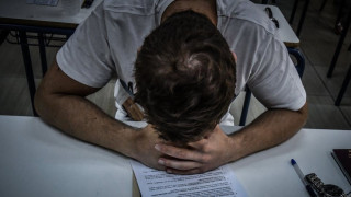 Πανελλαδικές με ύλη μέχρι τον Μάρτιο εξετάζει το Yπ. Παιδείας