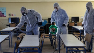 Λαζανάς: «Να μην ανοίξουν τα σχολεία παρά μόνο για τις πανελλήνιες»