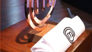 Επέστρεψε στο MasterChef και συνεχίζει την κόντρα!