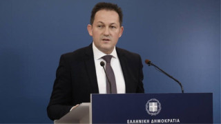Πέτσας: Ίσως ανοίξουν σχολεία και κάποια καταστήματα από αρχές Μαΐου