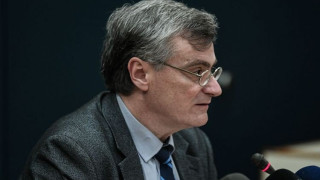 Τσιόδρας: «15 νέα κρούσματα κορωνοϊού και τρεις θάνατοι»