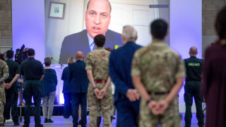 Πρίγκιπας Ουίλιαμ: Εγκαινίασε με… τηλεδιάσκεψη νοσοκομείο που χτίστηκε σε 8 μέρες