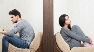 To ChatGPT... χωρίζει ζευγάρι-«Είδε» ότι την απατάει ο σύζυγός της