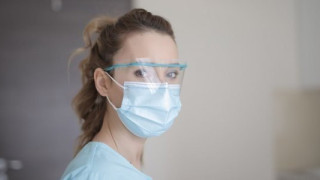 Κορωνοϊός: Οι κανόνες για ρούχα, παπούτσια και τσάντες