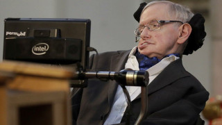 Κορωνοϊός: Η οικογένεια του Χόκινγκ δώρισε τον αναπνευστήρα του σε νοσοκομείο