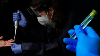 ΗΠΑ: Η φαρμακοβιομηχανία Roche έλαβε άδεια για χρήση τεστ αντισωμάτων