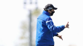 Δεν βγάζει τη μάσκα... πουθενά ο Φερέιρα!