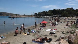 Οι Αθηναίοι ξεχύθηκαν στις παραλίες!