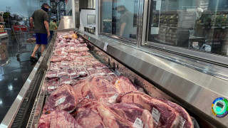 Χονδρέμπορος από Πειραιά θα έστελνε 7 τόνους ακατάλληλα κρέατα σε νοσοκομεία και στρατόπεδα