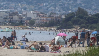 Αυξημένη προσέλευση στις παραλίες της Αττικής