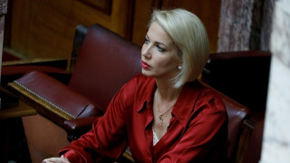 Η Μυκονιάτισσα φτωχή βουλευτής που δήλωσε εισόδημα μόλις 0,10 ευρώ