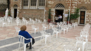 Πως κύλησε η πρώτη μέρα της επαναλειτουργίας των ναών