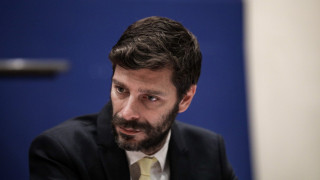 Γιατρομανωλάκης: «Συζητούσαν αν ήμουν κατάλληλος, επειδή ήμουν εμφανώς γκέι»