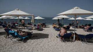 Δεν πέφτει καρφίτσα στις παραλίες, ξεχύθηκε ο κόσμος