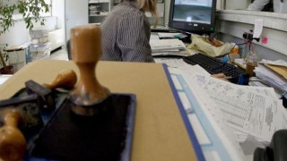 Πότε θα επανέλθει ο 13ος και ο 14ος μισθός στο Δημόσιο