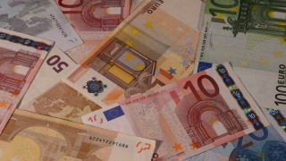 Χάνουν χρήματα από επίδομα αδείας και Δώρο Χριστουγέννων εργαζόμενοι