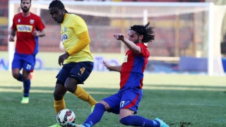 Χωρίς Οτα, Γεωργίου στο Καυτανζόγλειο