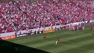 Εκτέλεση κόρνερ και... γκολ! (videos)