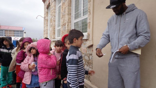 Έδωσαν χαρά, μοίρασαν εισιτήρια