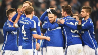 Με το δεξί και χέρι - χέρι Σάλκε και Γκλάντμπαχ 