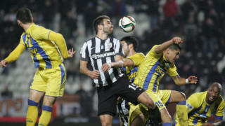 Για την τιμή των όπλων…