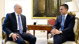 Συμφωνία για την ΑΟΖ υπογράφουν Ελλάδα και Ιταλία