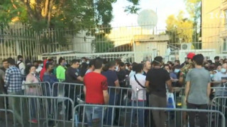 Τεράστιες ουρές στην Υπηρεσία Ασύλου στην Κατεχάκη