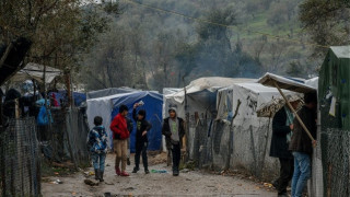Βγήκαν δυο φορές τα μαχαίρια στη Μόρια!