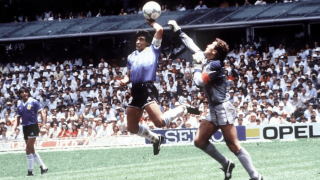 Ένα ματς, δύο ιστορικά γκολ