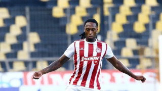 «Ματιές» σε Σεμέδο από Λεβερκούζεν και Σαλκε