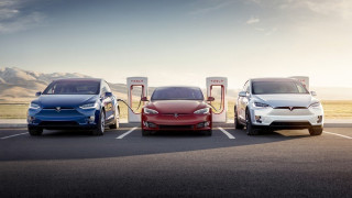 Τα αυτοκίνητα της Tesla στην Ελλάδα με... δόσεις