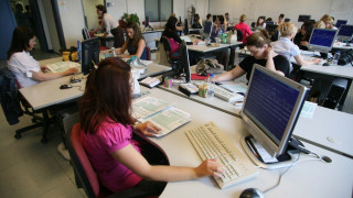 Χρέη στην εφορία & συντάξεις: Απαντήσεις σε ερωτήματα των πολιτών