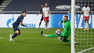 Κάνει πλάκα η Παρί, 3-0 με Μπερνάτ (vid)