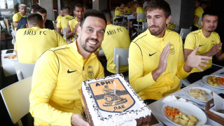 Κιτρινόμαυρη τούρτα για χάρη του Ματίγια στα 3-5 Πηγάδια